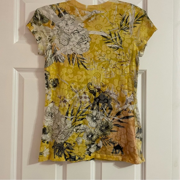 Yellow exotic floral tissue tee with burnout pattern - Picture 2 of 5